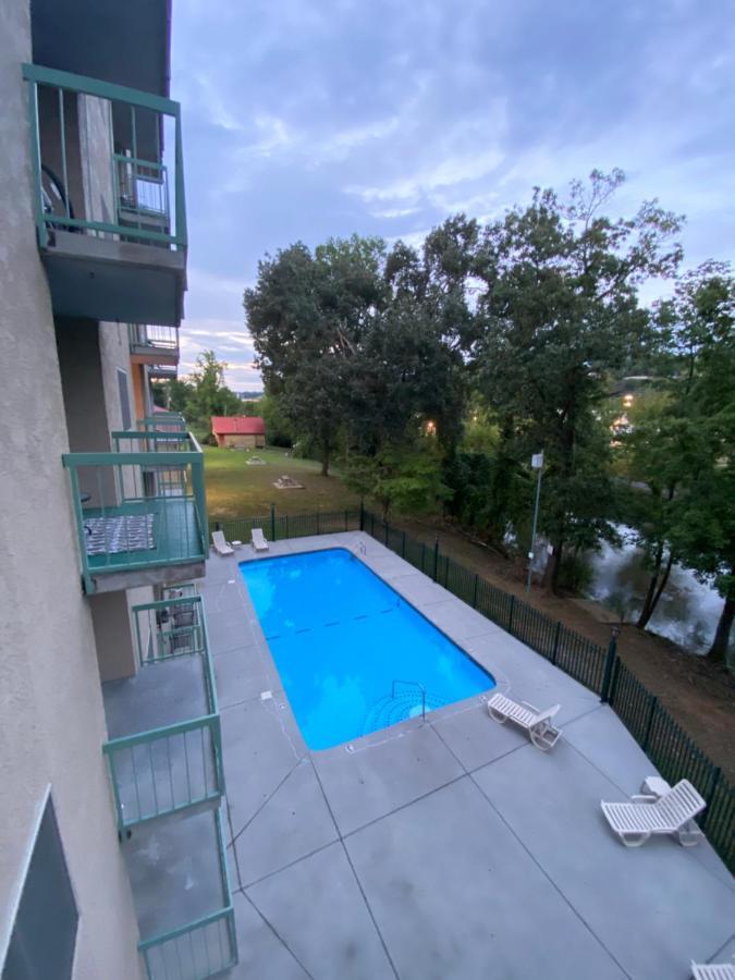 River Place Condos #610 3Bd ピジョンフォージ エクステリア 写真