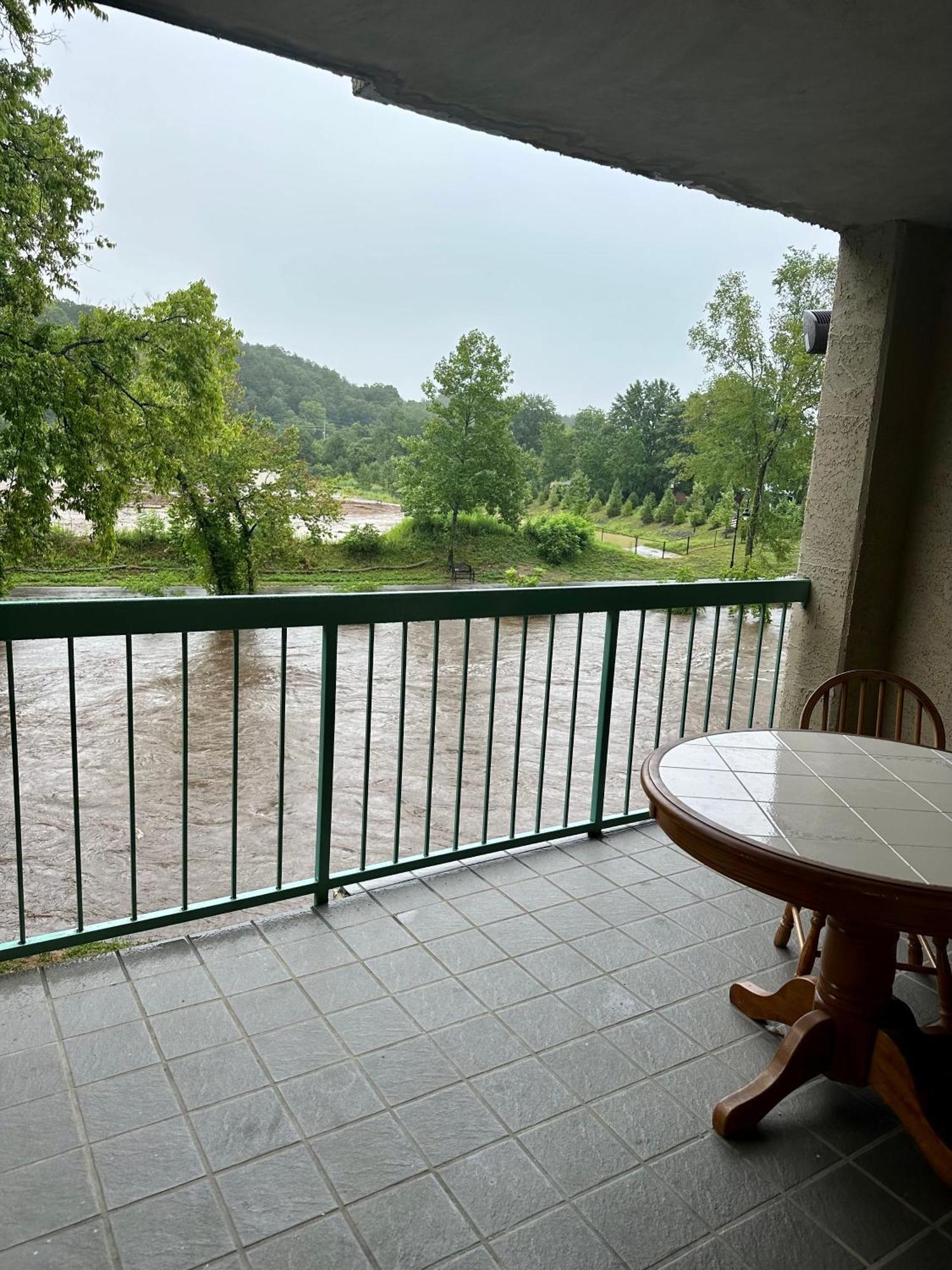 River Place Condos #610 3Bd ピジョンフォージ エクステリア 写真